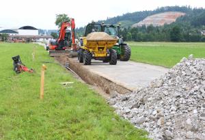 REKONSTRUKCIJA  CESTE DOLENJA VAS - PODSKRAJNIK 04 FOTO LJUBO VUKELIČ